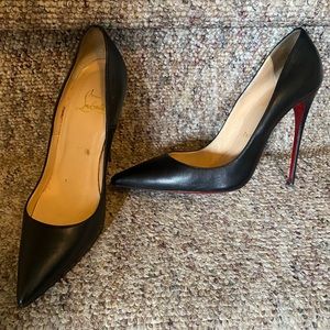 Louboutin So Kate Black